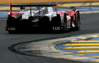 Illustration for article titled 2010 24 Hours of Le Mans Wrap Up: Mayhem And Redemption